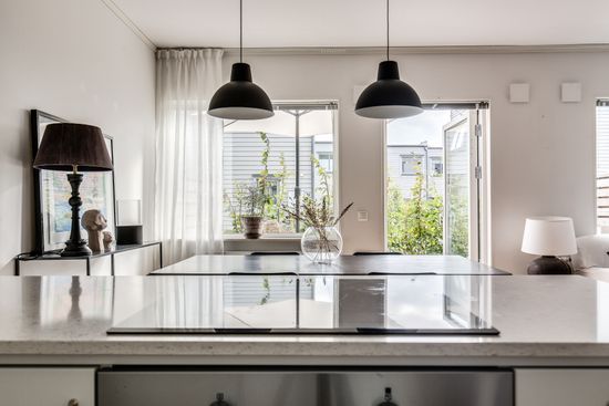 Radhus, Plåtslagarvägen 32, Mörtnäs, Värmdö