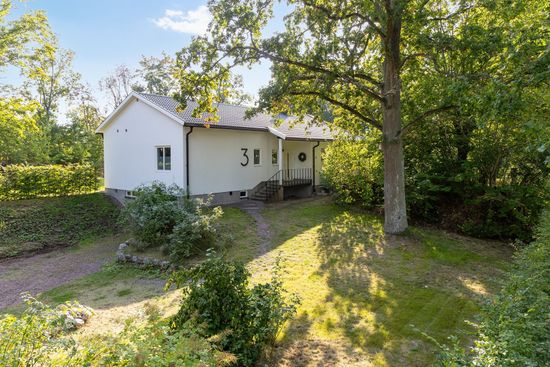Villa, Skogsvägen 3, Mölstad, Mönsterås