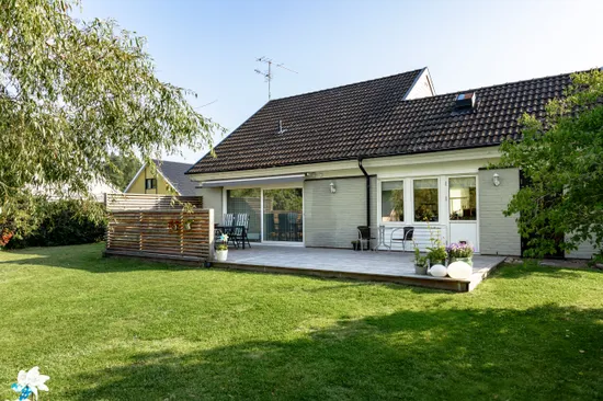 Villa, Husarvägen 12, Teleborg, Växjö