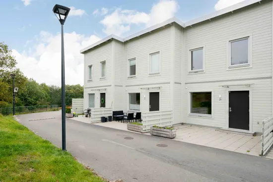 Bostadsrätt, Radhus, Viggholmsvägen 29, Skärholmen - Vårberg, Stockholm