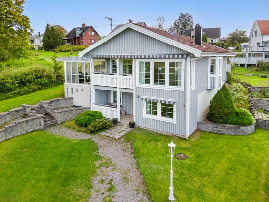 Villa, Stora Svängen 16, Nedre Aggerud, Karlskoga
