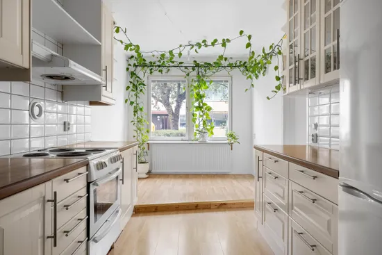 Bostadsrätt, Hallonvägen 64, Tibble, Upplands-Bro