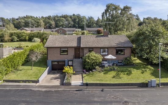 Villa, Kaveldunsvägen 9, Älvängen, Ale