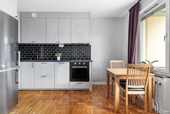 Bostadsrätt, Bollmoravägen 10, 6 tr, Tyresö Centrum, Tyresö