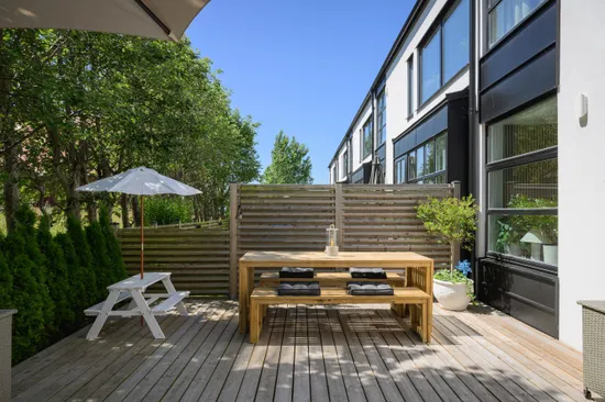Radhus, Johannes väg 17, Kävlinge