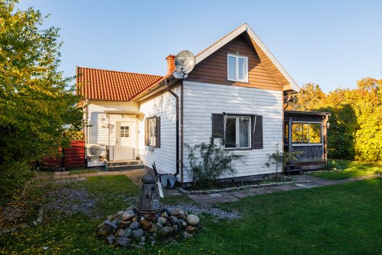 Villa, Valsta 227, Odensbacken/Asker, Örebro