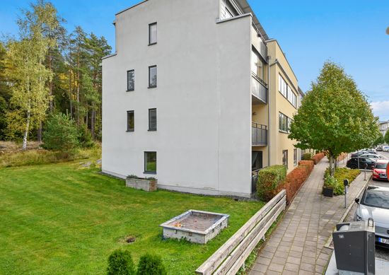 Bostadsrätt, Kvarnskogsvägen 9, Kvarnskogen, Sollentuna
