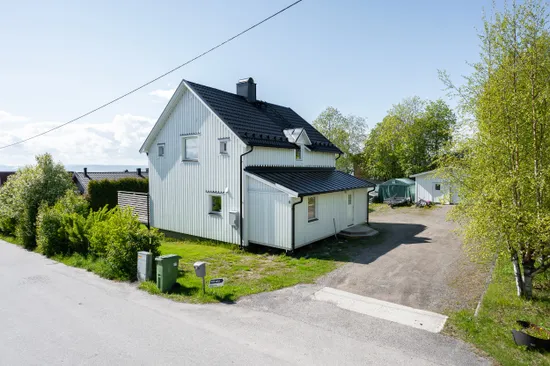 Villa, Nya Söråkersgatan 6, Söråker, Timrå