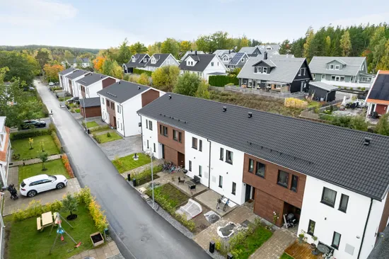 Radhus, Skallavägen 10A, Marielundsviken, Strängnäs