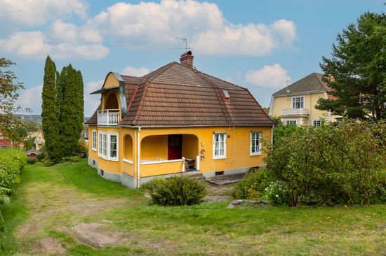 Villa, Bryggerivägen 4, Fältet, Kristinehamn