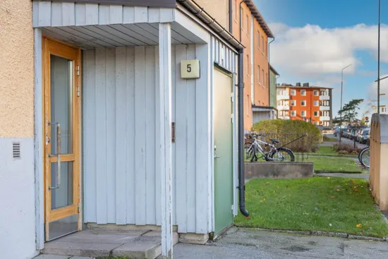 Bostadsrätt, Månstorpsvägen 5, Tullingeberg, Botkyrka