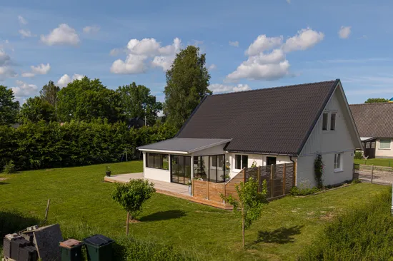Villa, Lundsvägen 12, Kil
