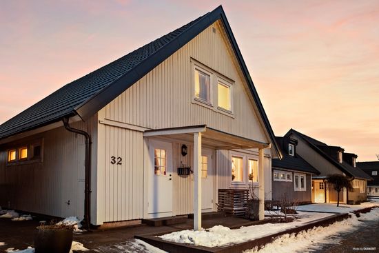 Villa, Åsakroken 32, Viskafors, Borås