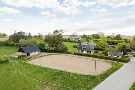 Villa, Öja byaväg 21, Öja by, Ystad