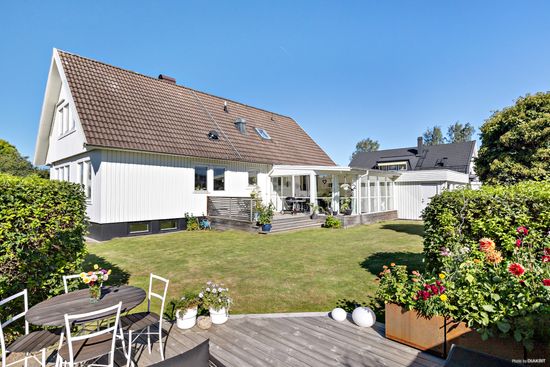 Villa, Ulriksbergsvägen 11, Adolfsberg, Örebro