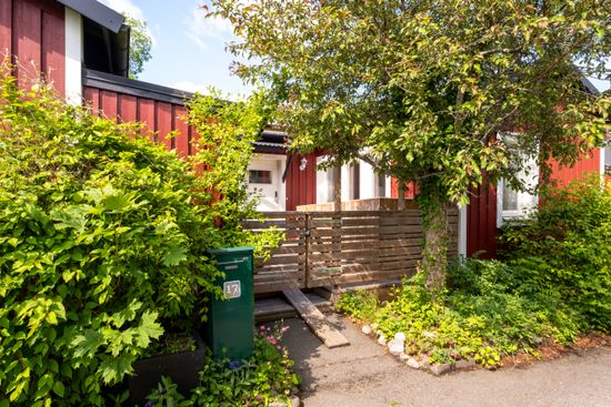 Bostadsrätt, Radhus, Safirgången 17, Öringe, Tyresö