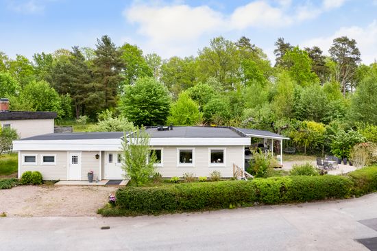Villa, Enevägen 13, Slättanäs, Ronneby