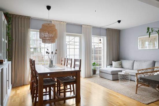 Bostadsrätt, Järnvägsgatan 27, Frönäsområdet, Gnesta