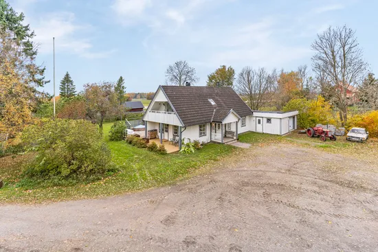 Gård/Skog, Gryttjom 207, Lantligt söder om Tierp, Tierp