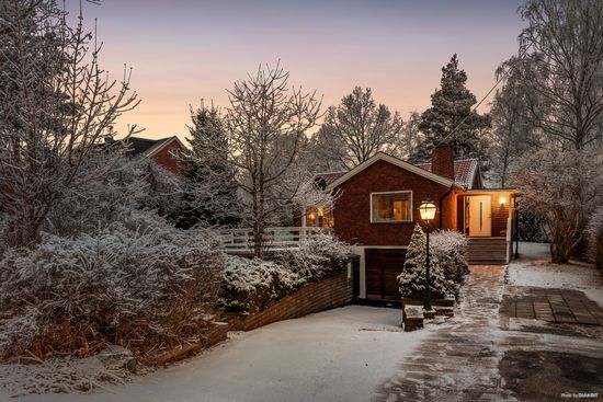 Villa, Oktobervägen 6, Västra Jakobsberg, Järfälla