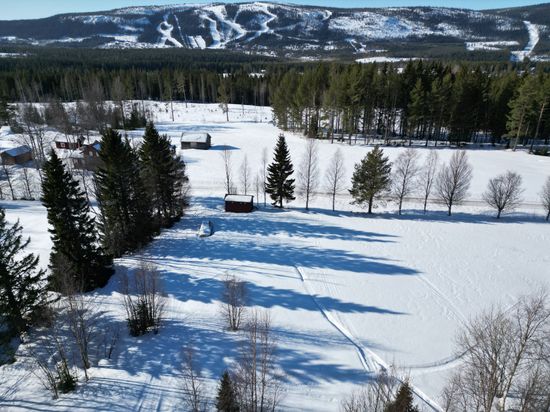 Tomt, Dilles väg, Klövsjö by, Berg