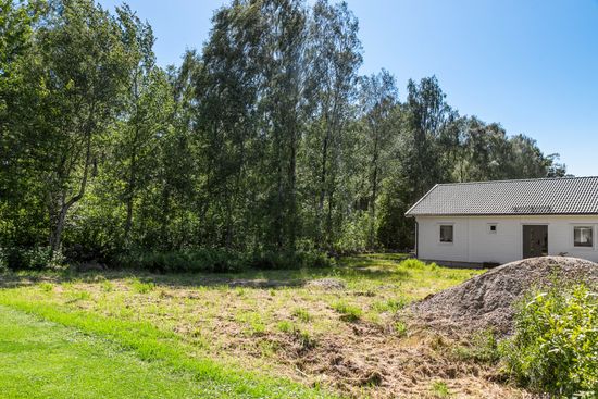 Tomt, Värabjärsvägen 33, Tvååker, Varberg