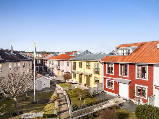 Villa, Radhus, Kärnbogatan 8F, Mariefred, Strängnäs