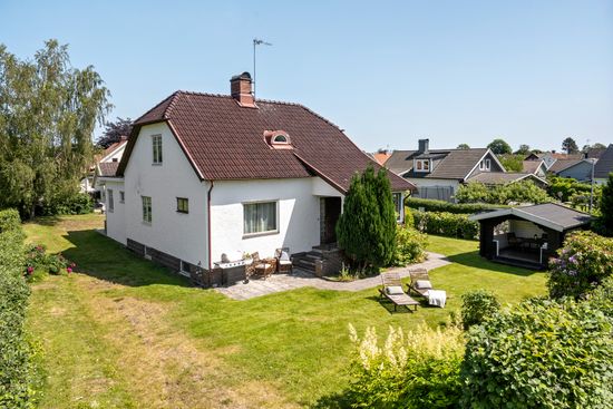 Villa, Björckska vägen 4, Centralt - Östra gärdet, Falkenberg