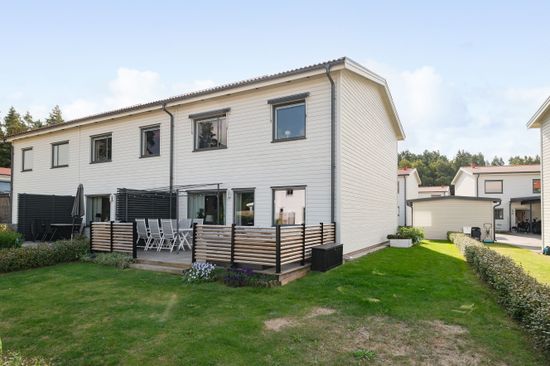 Radhus, Tryffelvägen 1C, Östra, Mjölby