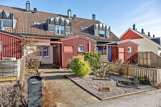 Radhus, Brobyvägen 22, Broby, Söderköping