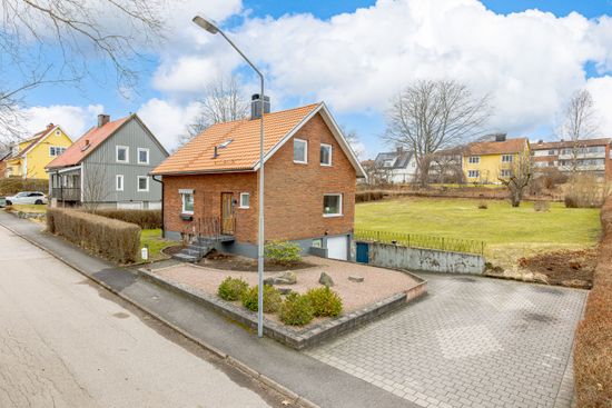 Villa, Margaretagatan 9, Oskarström, Halmstad