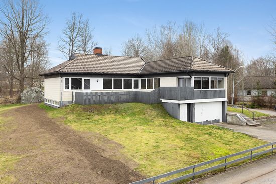 Villa, Kvarngatan 9, Lindås, Emmaboda