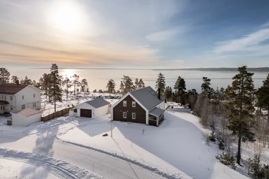 Villa, Krokviksvägen 32, Alnö, Sundsvall