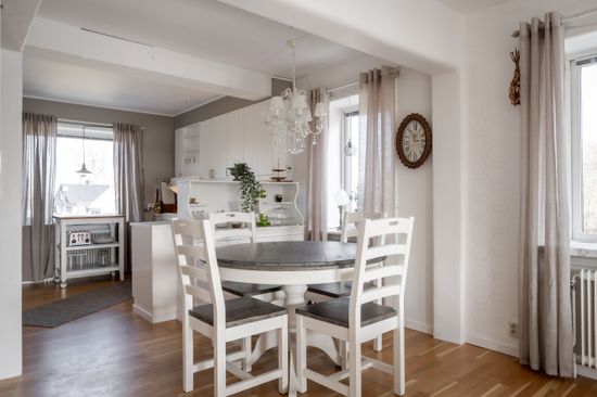 Bostadsrätt, Barnhemsgatan 52, Sjöbo, Borås