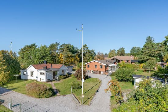 Villa, Glottervägen 17B & C, Åby, Norrköping