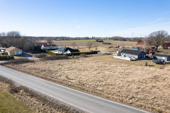 Tomt, Viby 25, Kjula, Eskilstuna