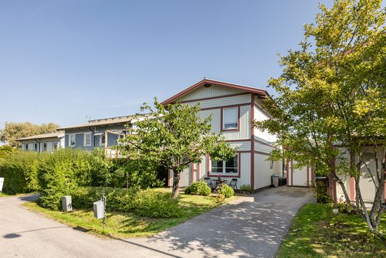 Bostadsrätt, Radhus, Vallvägen 48, Jakobsberg, Järfälla