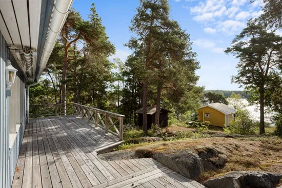 Villa, Storängs bryggväg 18, Yxlan Köpmanholm, Norrtälje