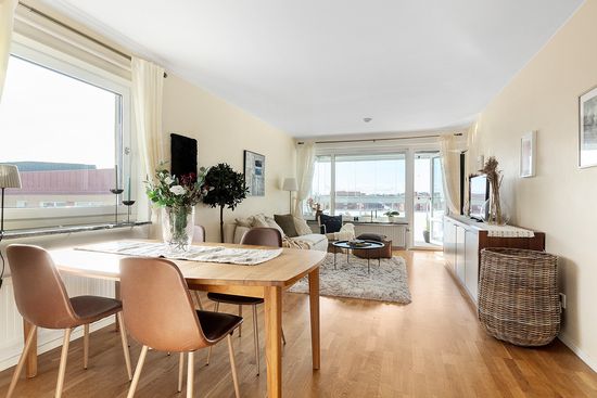 Bostadsrätt, Tornérplatsen 14, Jakobsberg, Järfälla