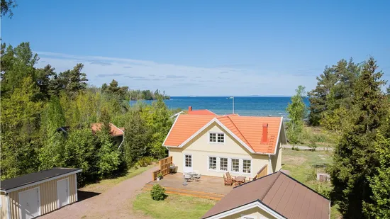 Villa, Strandväg 11, Vadstena
