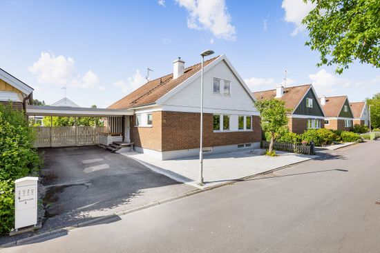 Villa, Änggårdsvägen 11, Hjulsbro, Linköping