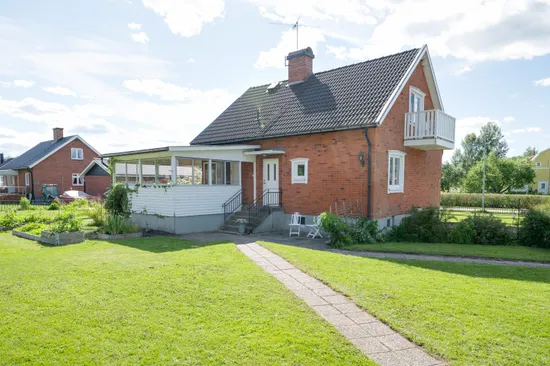 Villa, Karlslundsvägen 12, Vedevåg, Lindesberg