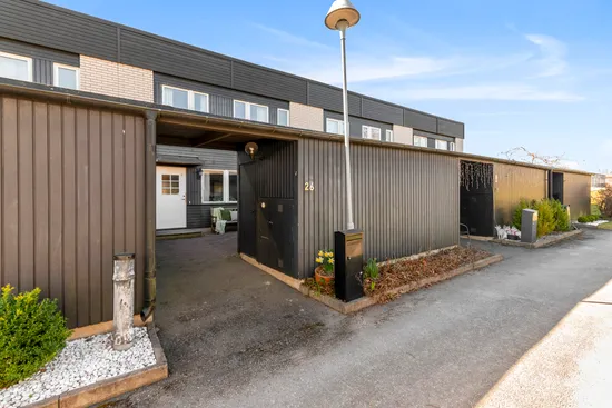 Radhus, Toppklockegränd 26, Hässelby Villastad, Stockholm