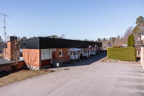 Villa, Radhus, Husarvägen 7, Viggestorp, Finspång