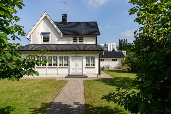 Villa, Gyllebovägen 1, Centrum, Växjö