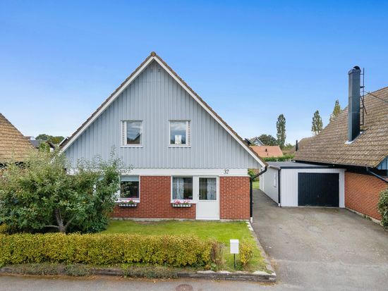 Villa, Amerikavägen 32, Fjälkinge vid skolan, Kristianstad