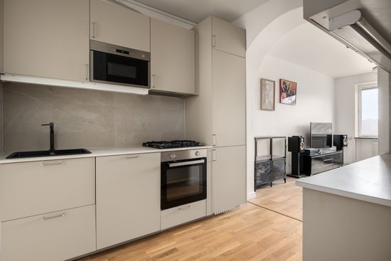 Bostadsrätt, Svandammsvägen 21, Midsommarkransen, Stockholm