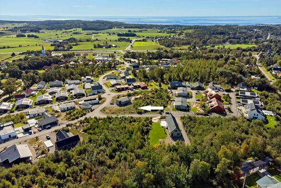 Tomt, Brunekullevägen 21, Skrea / Brune Kulle, Falkenberg