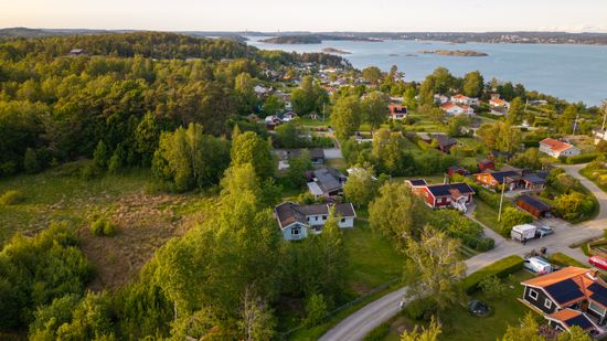 Villa, Kleva skog 111, Hakenäset, Tjörn