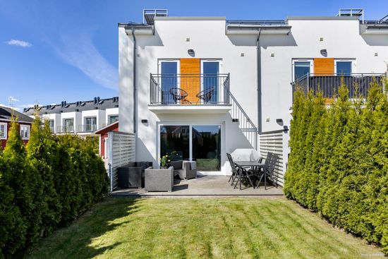 Radhus, Stenvägen 44A, Mosås, Örebro